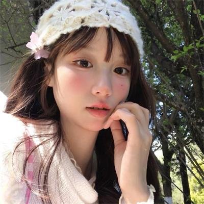 好女孩的秘密封面